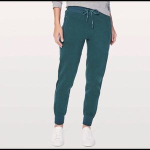 Lululemon Teal Joggers Size 6